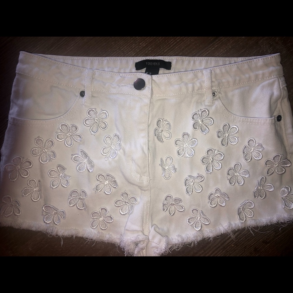 Forever 21 White Jeans Sz: M